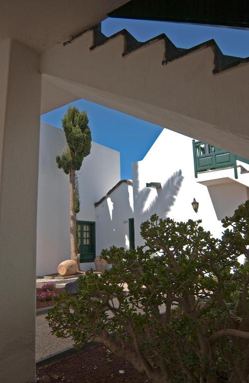 Apartamentos Los Pueblos Πουέρτο Ντελ Κάρμεν Εξωτερικό φωτογραφία